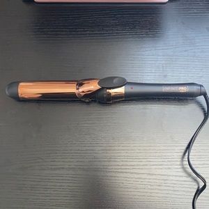 Rose gold Infiniti pro by Conair curling iron